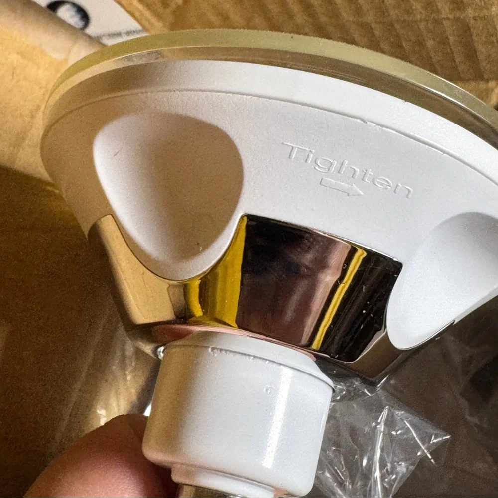 Two Flexible Mirror with LED Lights and Suction Mount [Item 0255]